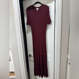 Maxi short sleeve sweater dress